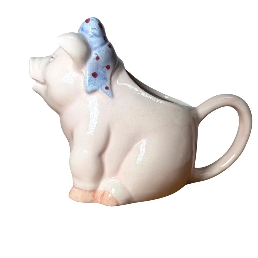 Vintage Pig Creamer and Sugar Bowl Set‎ Pink Ceramic Polka Dot Bows Farmhouse